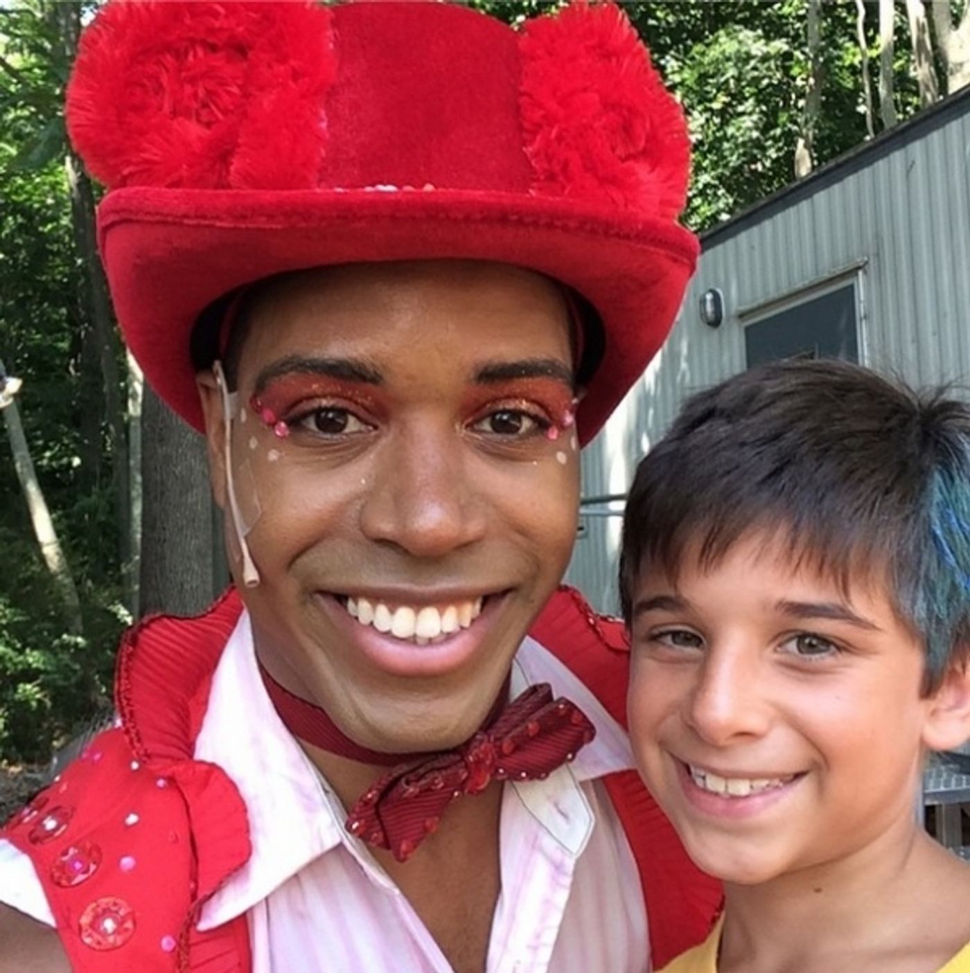 Photo Flash: Saturday Intermission Pics, 7/12- NEWSIES Prep for Sleep Out, BULLETS and MATILDA Get Excited for Broadway Barks, and More  Image