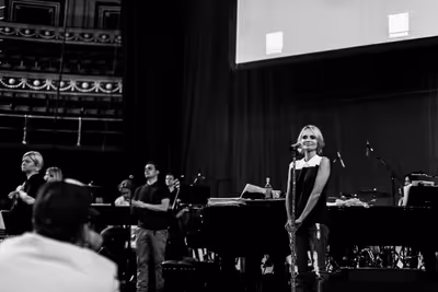Kristin Chenoweth Photo