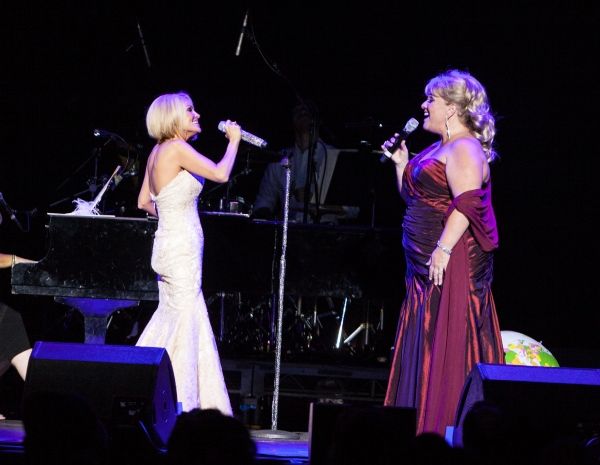 Alison Jiear & Kristin Chenoweth Photo