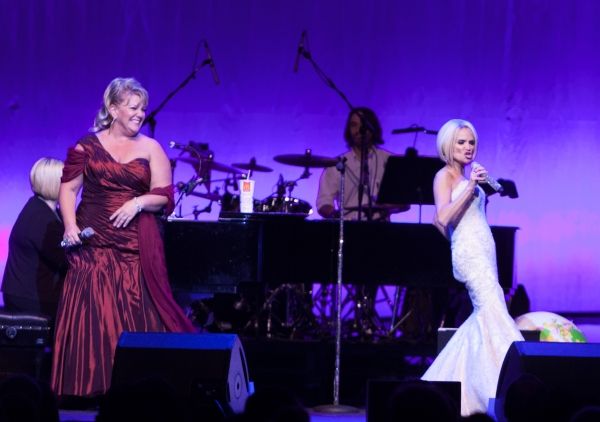 Alison Jiear & Kristin Chenoweth Photo