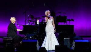 Kristin Chenoweth @ BroadwayWorld Kristin Chenoweth Photo