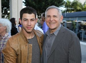 Nick Jonas, Craig Zadan Photo