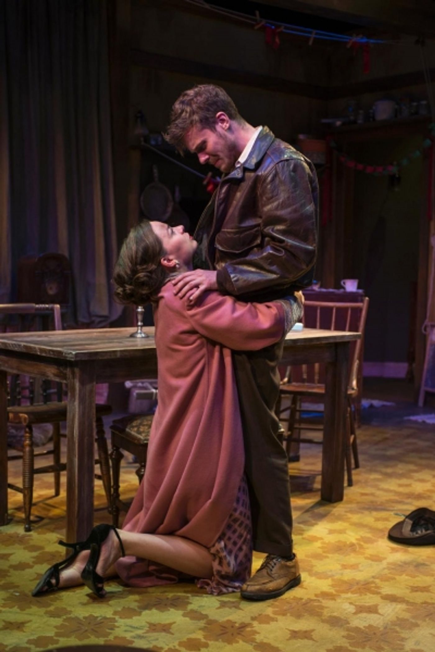 Photo Flash: Griffin Theatre's MEN SHOULD WEEP, Now Playing Through 8/10 Photo Flash: Griffin Theatre's MEN SHOULD WEEP, Now Playing Through 8/10 Image