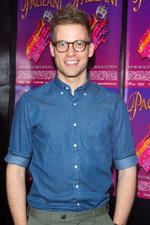 Barrett Foa @ BroadwayWorld Barrett Foa Photo