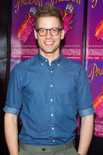 Barrett Foa Photo