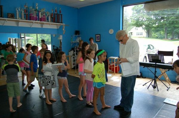 Photo Flash: Styx Band Member Dennis DeYoung Visits 12.14 Foundation's Rehearsals for 101 DALMATIANS Image