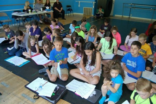 Photo Flash: Styx Band Member Dennis DeYoung Visits 12.14 Foundation's Rehearsals for 101 DALMATIANS Image