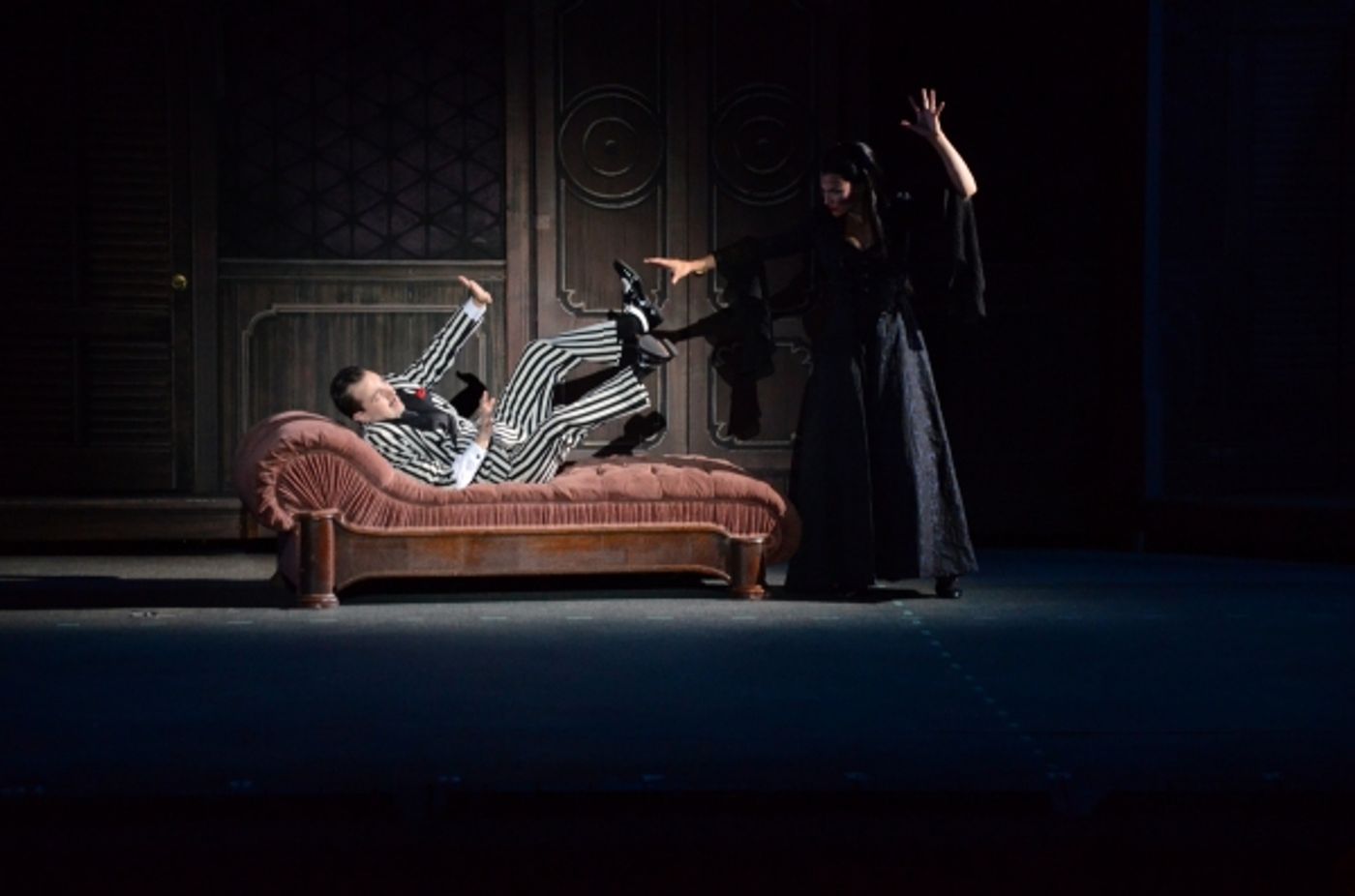 Photo Flash: First Look at Rob McClure, Jenny Powers and More in The Muny's ADDAMS FAMILY  Image