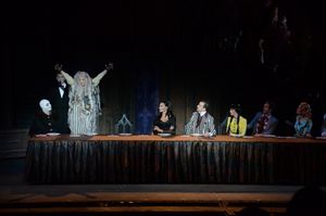 Jennifer Cody and cast Photo