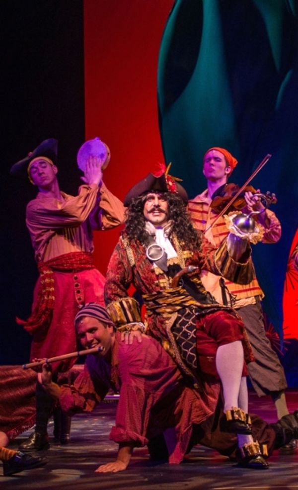 Kiel Klaphake and Pirates Photo