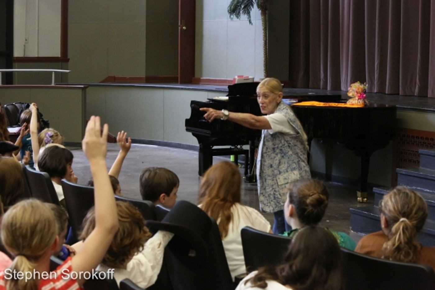 Photo Coverage: Sondra Lee Visits Gas Lamp Academy of Performing Arts' PETER PAN  Image