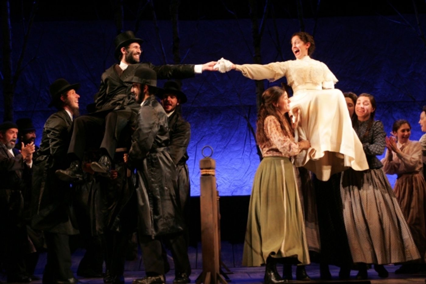 Photo Flash: First Look at Adam Heller, David Perlman, Elizabeth DeRosa & More in Goodspeed's 50th Anniversary Production of FIDDLER ON THE ROOF  Image