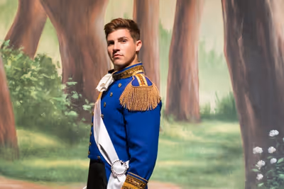 Curt Hansen as Prince Charming Photo