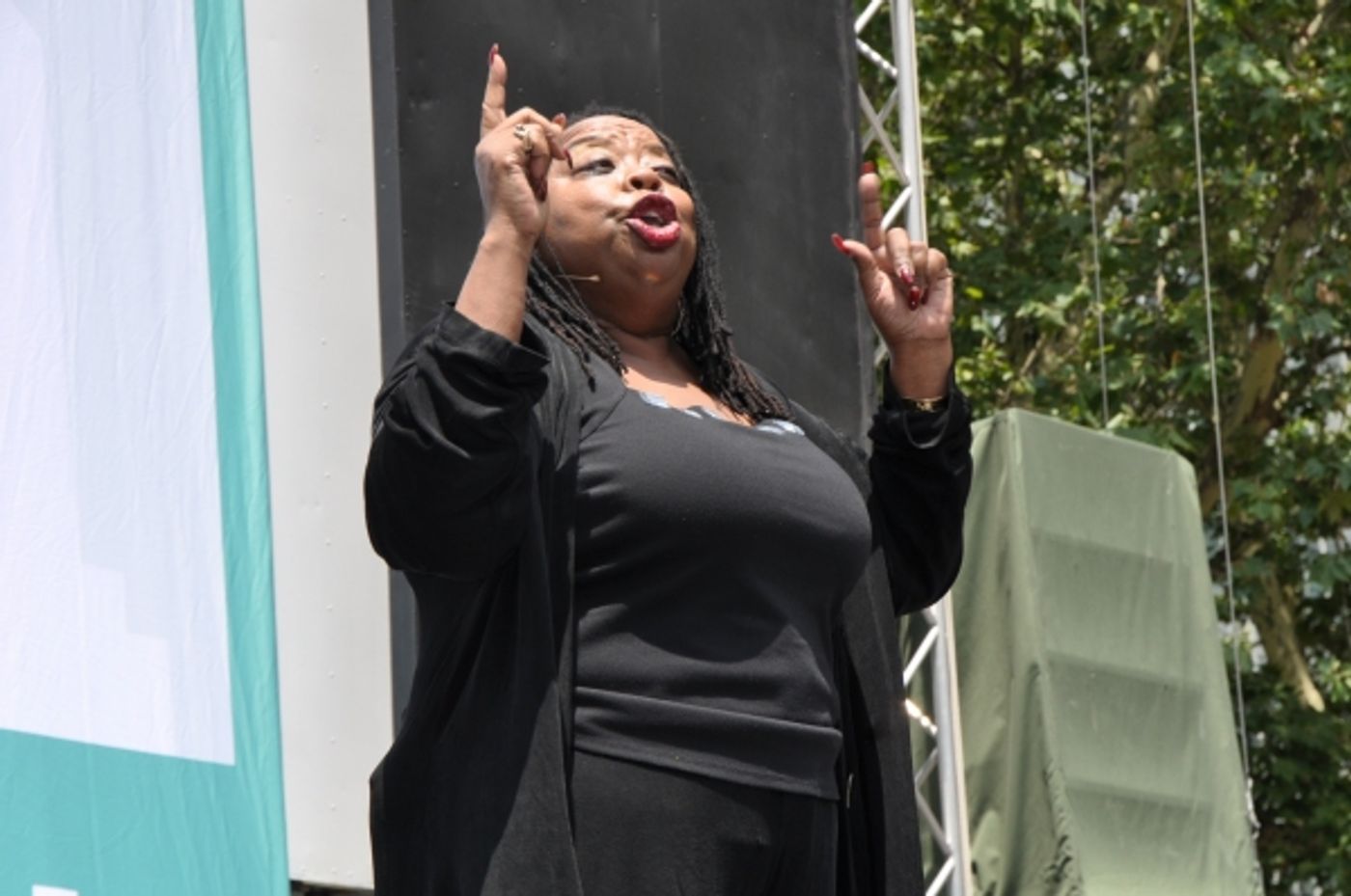 Photo Coverage: Casts of LES MISERABLES, PIPPIN & More Belt It Out at BROADWAY IN BRYANT PARK! Image