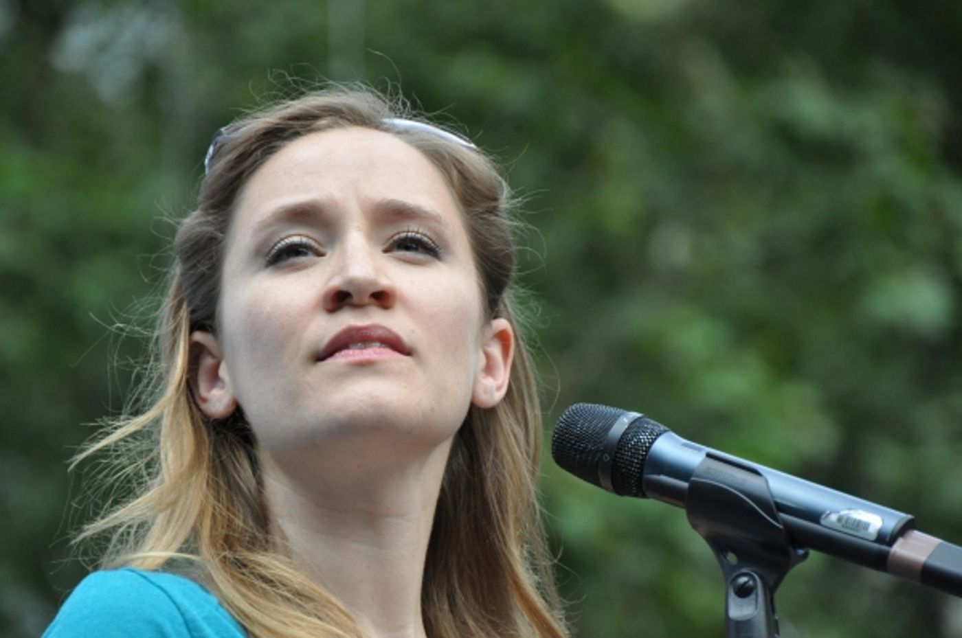 Photo Coverage: Casts of LES MISERABLES, PIPPIN & More Belt It Out at BROADWAY IN BRYANT PARK! Image