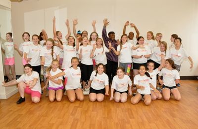 Ron Kunene and The Camp Broadway Kids Photo