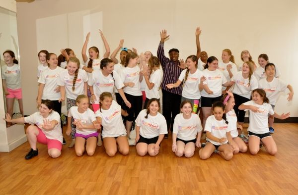 Ron Kunene and The Camp Broadway Kids Photo