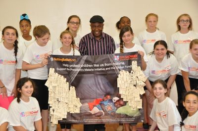 Ron Kunene and The Camp Broadway Kids Photo