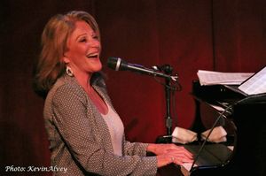 Linda Lavin @ BroadwayWorld Linda Lavin Photo