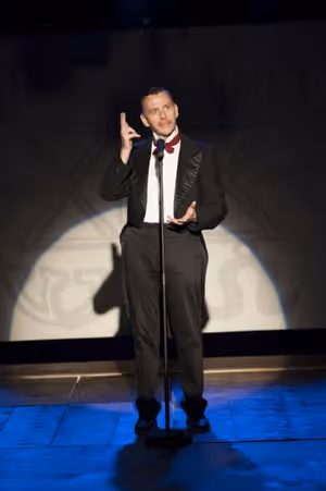 Andrew Hamling @ BroadwayWorld Andrew Hamling Photo