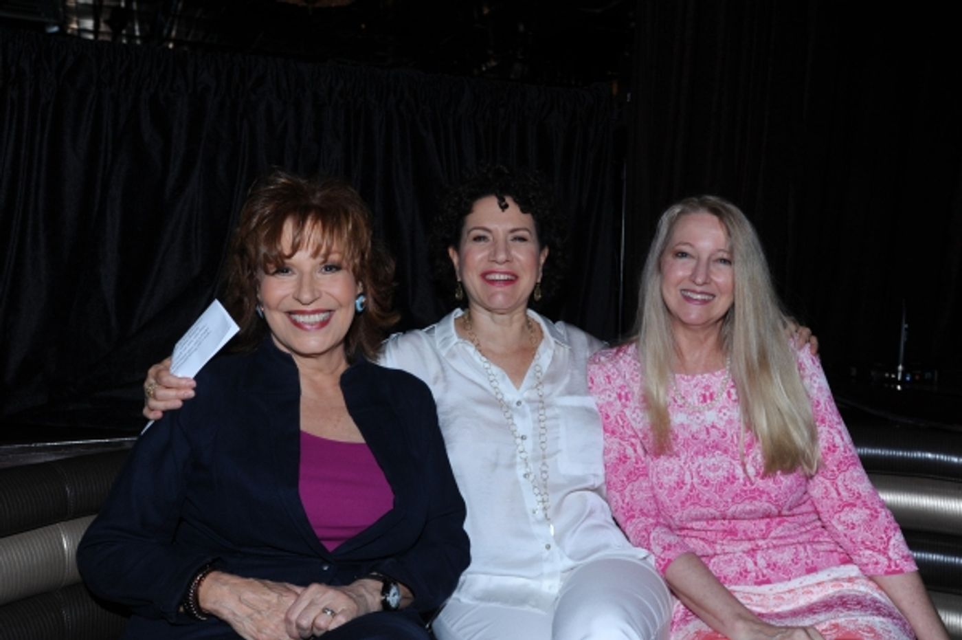 Photo Flash: Joy Behar, Jennifer Coolidge, Susie Essman and Anita Wise Preview LIPSHTICK: THE PERFECT SHADE OF STAND-UP in Las Vegas Photo Flash: Joy Behar, Jennifer Coolidge, Susie Essman and Anita Wise Preview LIPSHTICK: THE PERFECT SHADE OF STAND-UP in Las Vegas Image