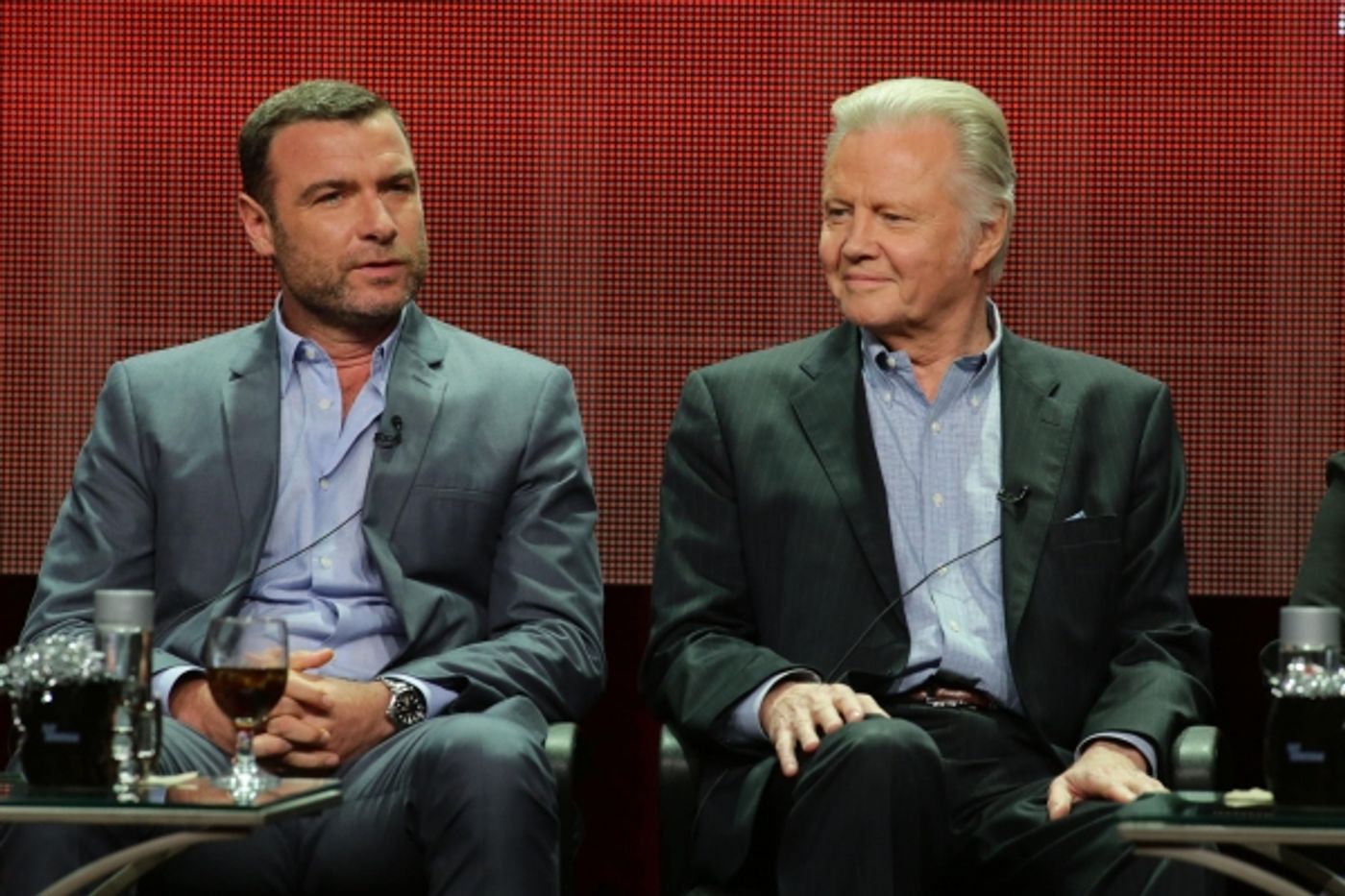 Photo Flash: Liev Schreiber, Jon Voight, Paula Malcomson and More at RAY DONOVAN's TCA Summer Tour  Image