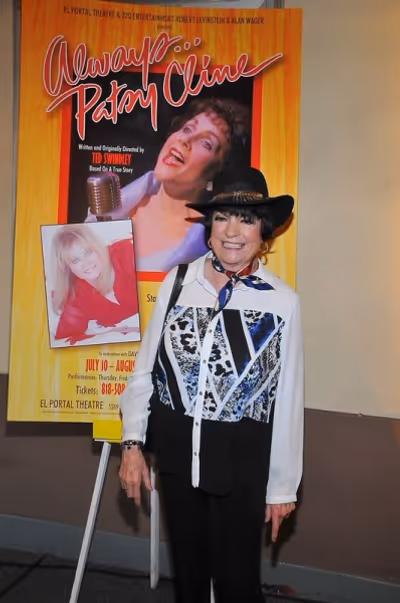 Joanne Worley Photo