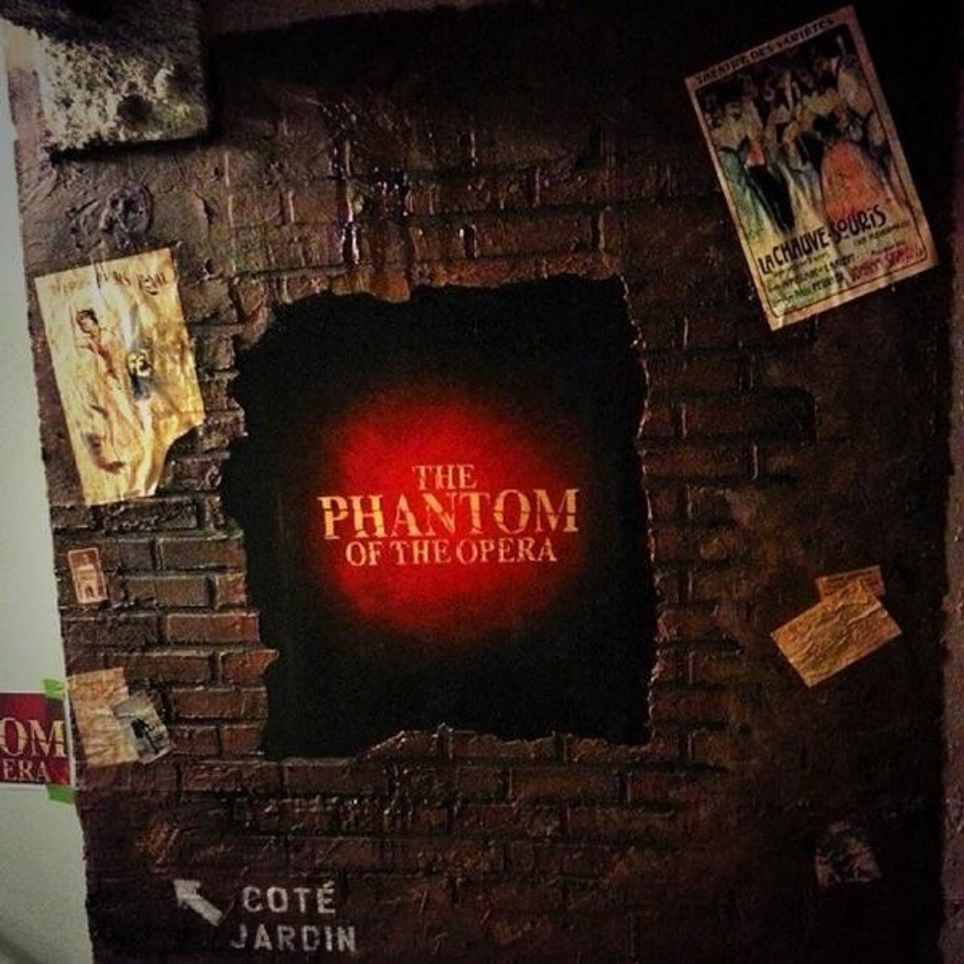 Photo Flash: Saturday Intermission Pics, Part 2 - 7/19 - NEWSIES Get Together, HEATHERS Sings, and More  Image