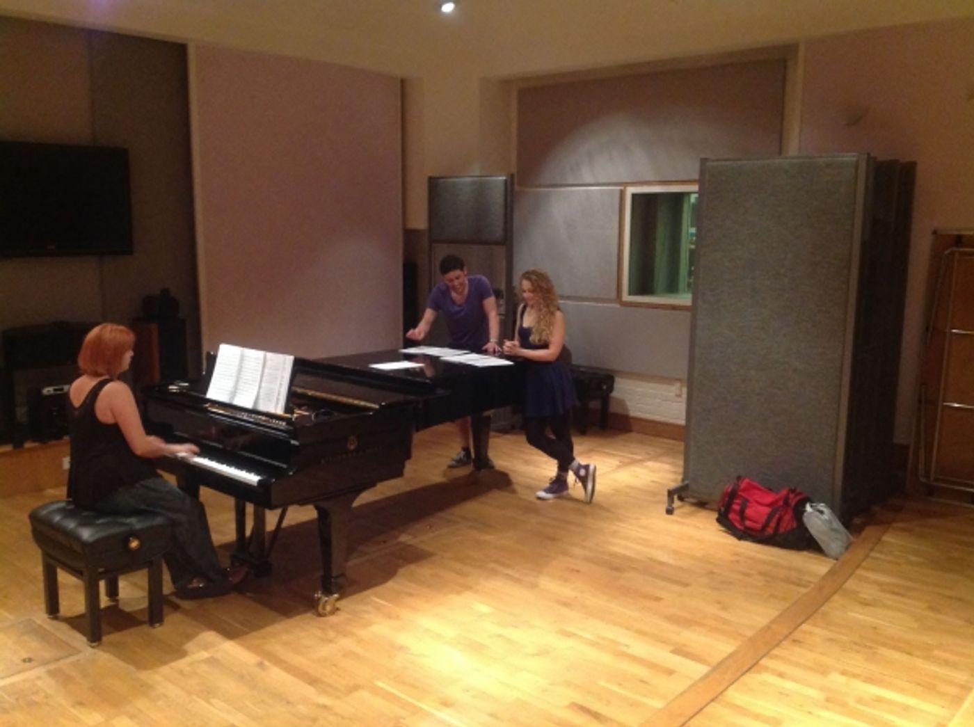 Photo Coverage: EDGES With Carrie Hope Fletcher, Emma Hatton & Niall Sheehy!  Image