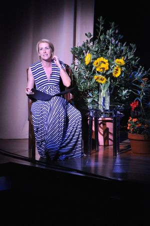 Susan Blackwell Host of tonight''s show @ BroadwayWorld Susan Blackwell Host of tonight''s show Photo