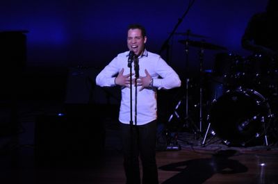 Robin De Jesus Photo