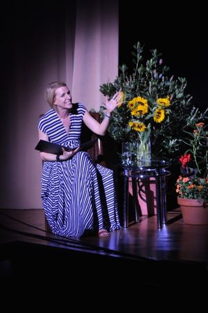 Susan Blackwell @ BroadwayWorld Susan Blackwell Photo