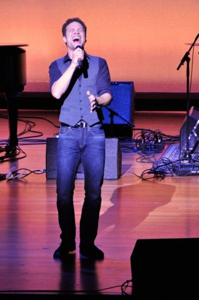 Justin Guarini Photo