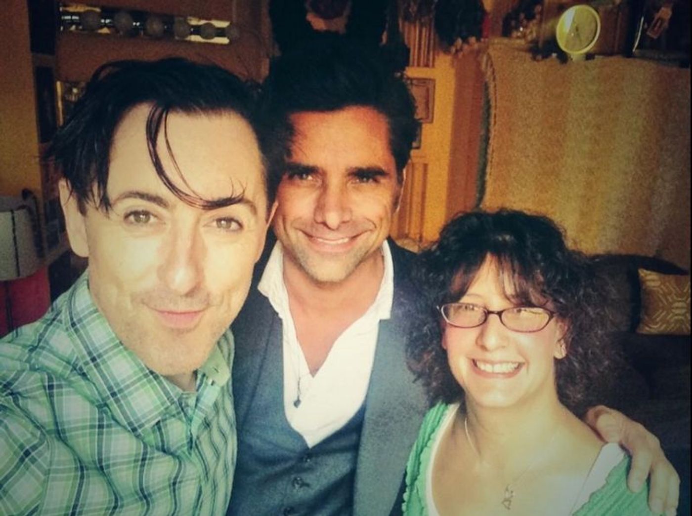 Photo: CABARET's Alan Cumming Gives Warm Willkommen to Former Emcee John Stamos  Image