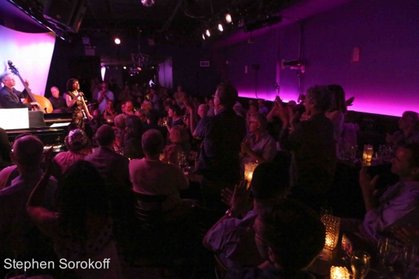 Photo Coverage: Gabrielle Stravelli Plays The Metropolitan Room  Image