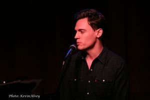Erich Bergen @ BroadwayWorld Erich Bergen Photo