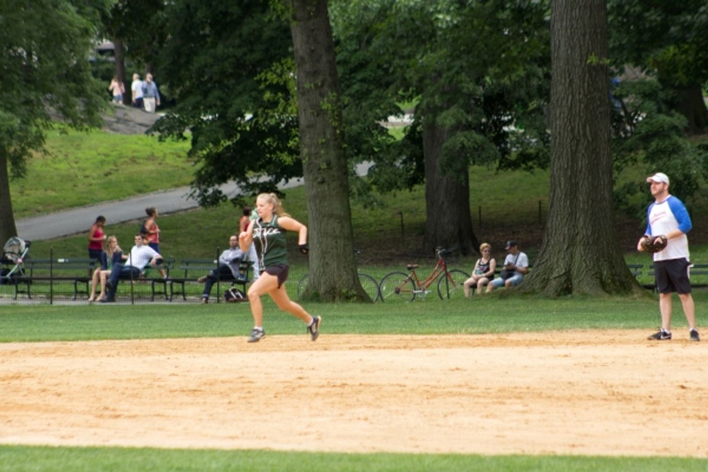Photo Coverage: Take Me Out to the Broadway Ball Game! Broadway Show League Takes Over Central Park Photo Coverage: Take Me Out to the Broadway Ball Game! Broadway Show League Takes Over Central Park Image
