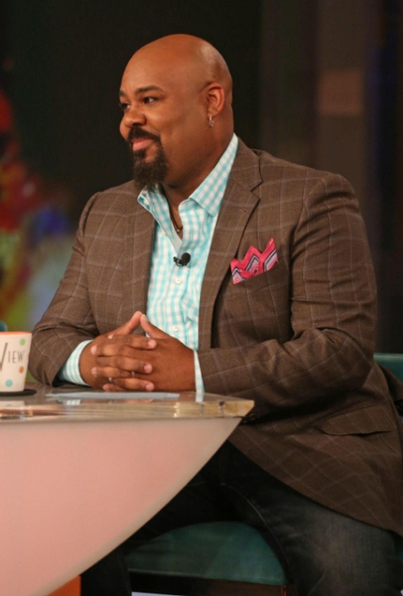 Photo Flash: Tune-In Tomorrow to Watch ALADDIN's James Monroe Iglehart on THE VIEW!  Image