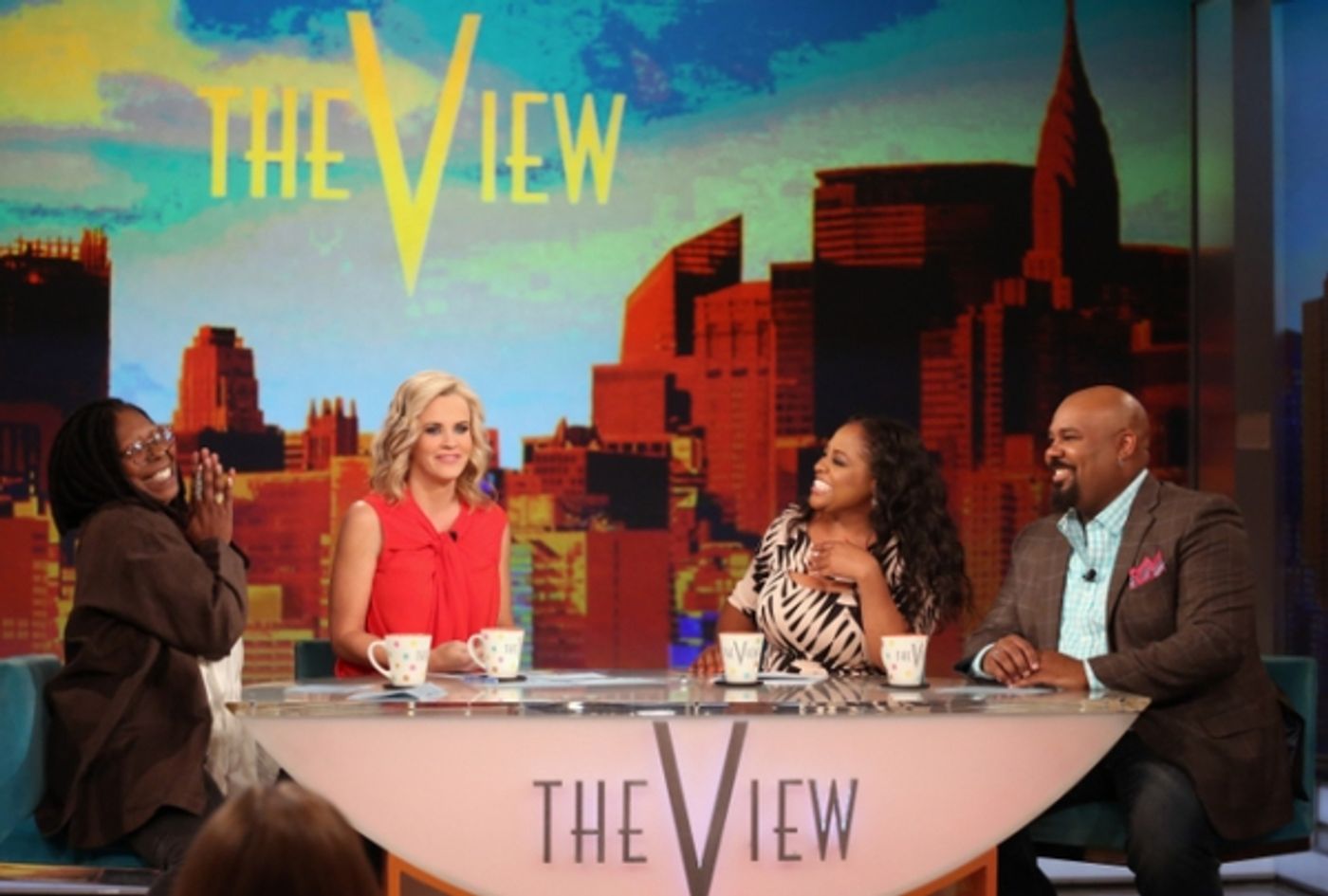 Photo Flash: Tune-In Tomorrow to Watch ALADDIN's James Monroe Iglehart on THE VIEW! Photo Flash: Tune-In Tomorrow to Watch ALADDIN's James Monroe Iglehart on THE VIEW! Image