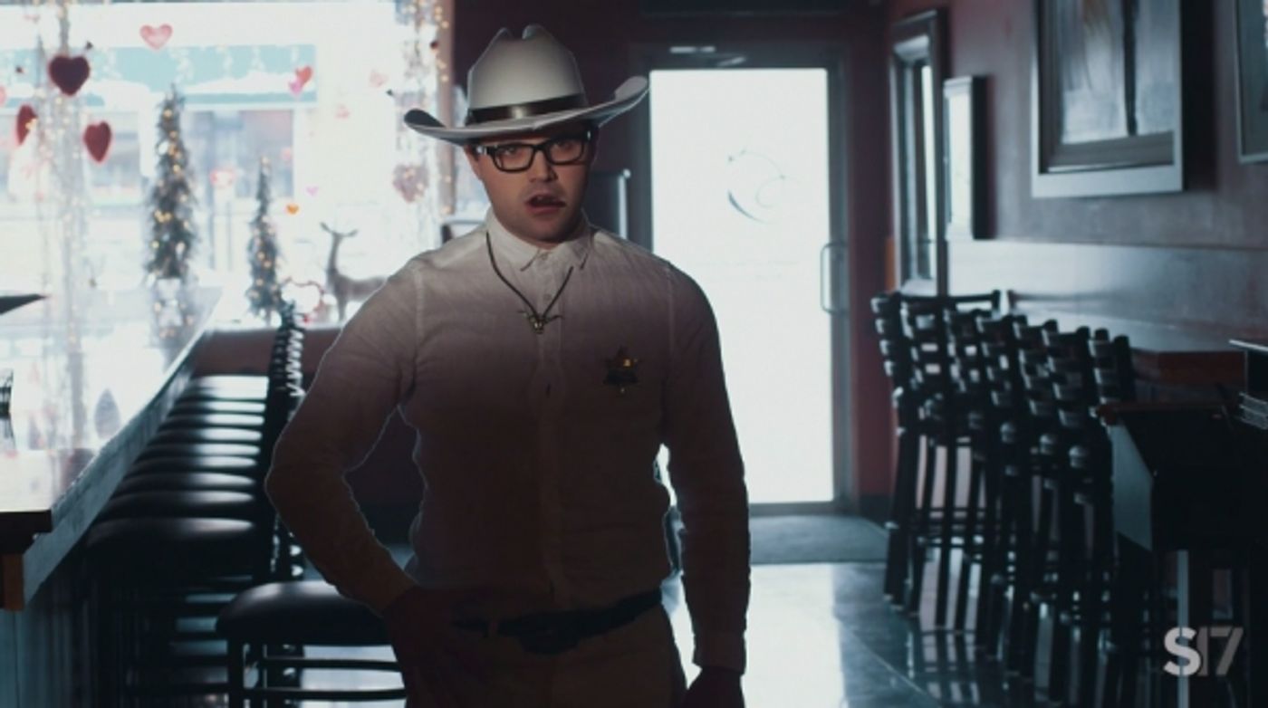 Photo Flash: BEAUTIFUL's Jake Epstein Guest Stars in the IAN Season Finale  Image