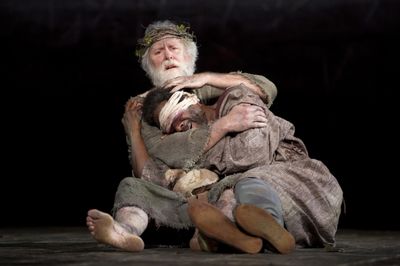 John Lithgow and Clarke Peters  Photo