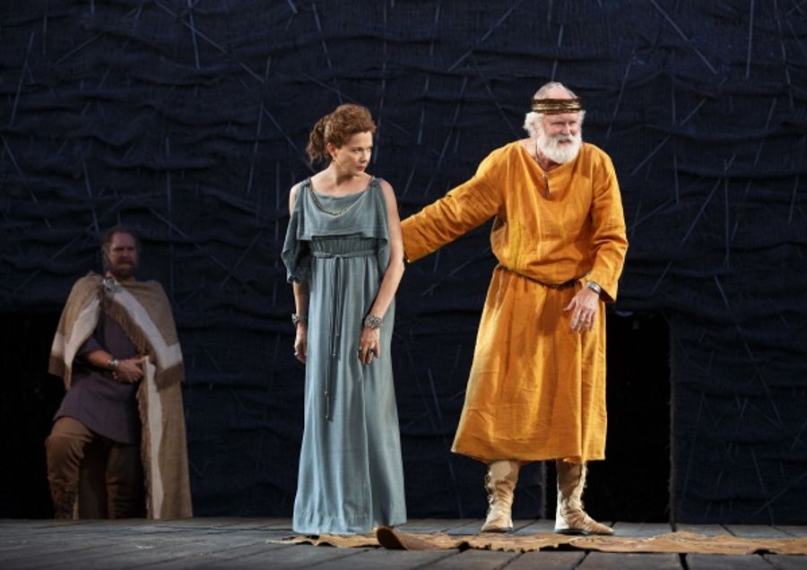 Photo Flash: First Look at John Lithgow, Annette Bening & More in Public Theater's KING LEAR in the Park! Image