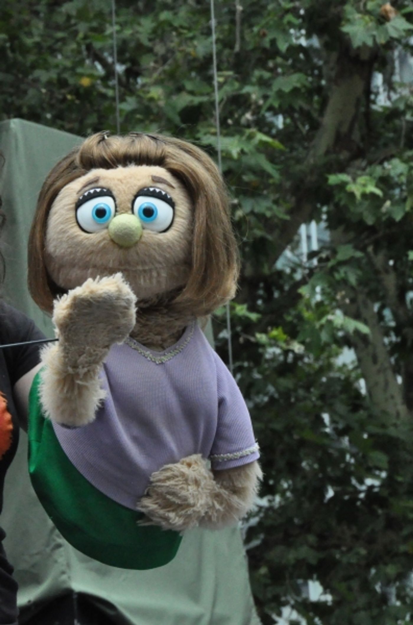 Photo Coverage: Casts of BULLETS, CINDERELLA, PHANTOM & More Visit BROADWAY IN BRYANT PARK!  Image