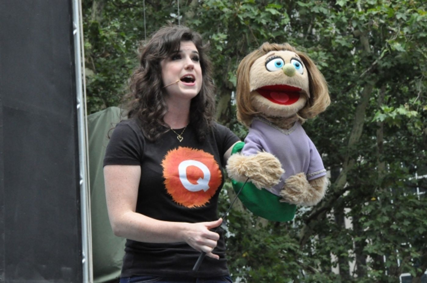 Photo Coverage: Casts of BULLETS, CINDERELLA, PHANTOM & More Visit BROADWAY IN BRYANT PARK!  Image