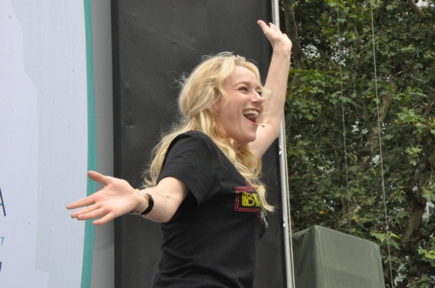 Photo Coverage: Casts of BULLETS, CINDERELLA, PHANTOM & More Visit BROADWAY IN BRYANT PARK!  Image