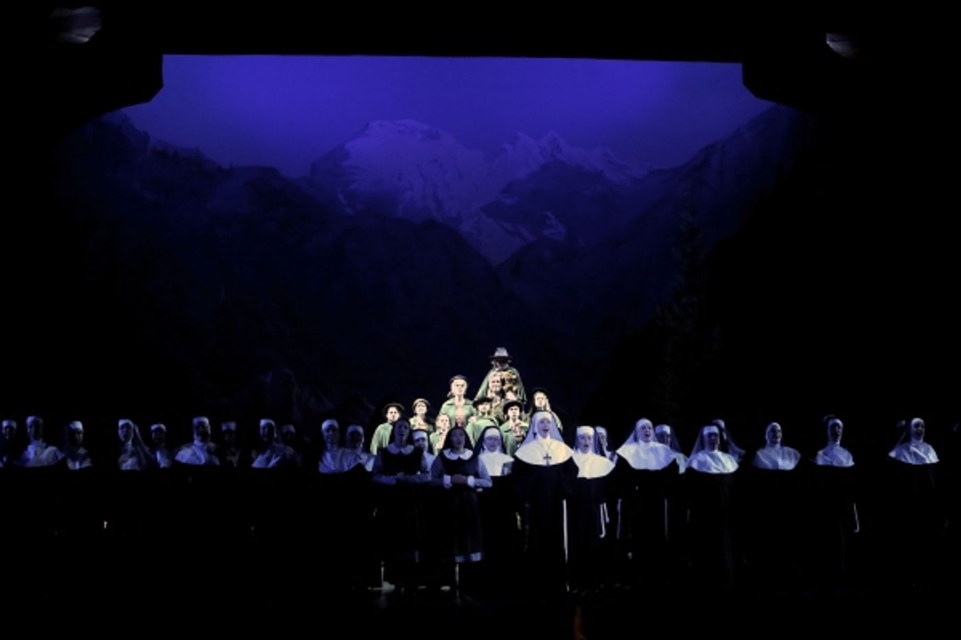 Photo Coverage: First Look at Analisa Leaming, Tom Galantich and More in Starlight Theatre's SOUND OF MUSIC  Image