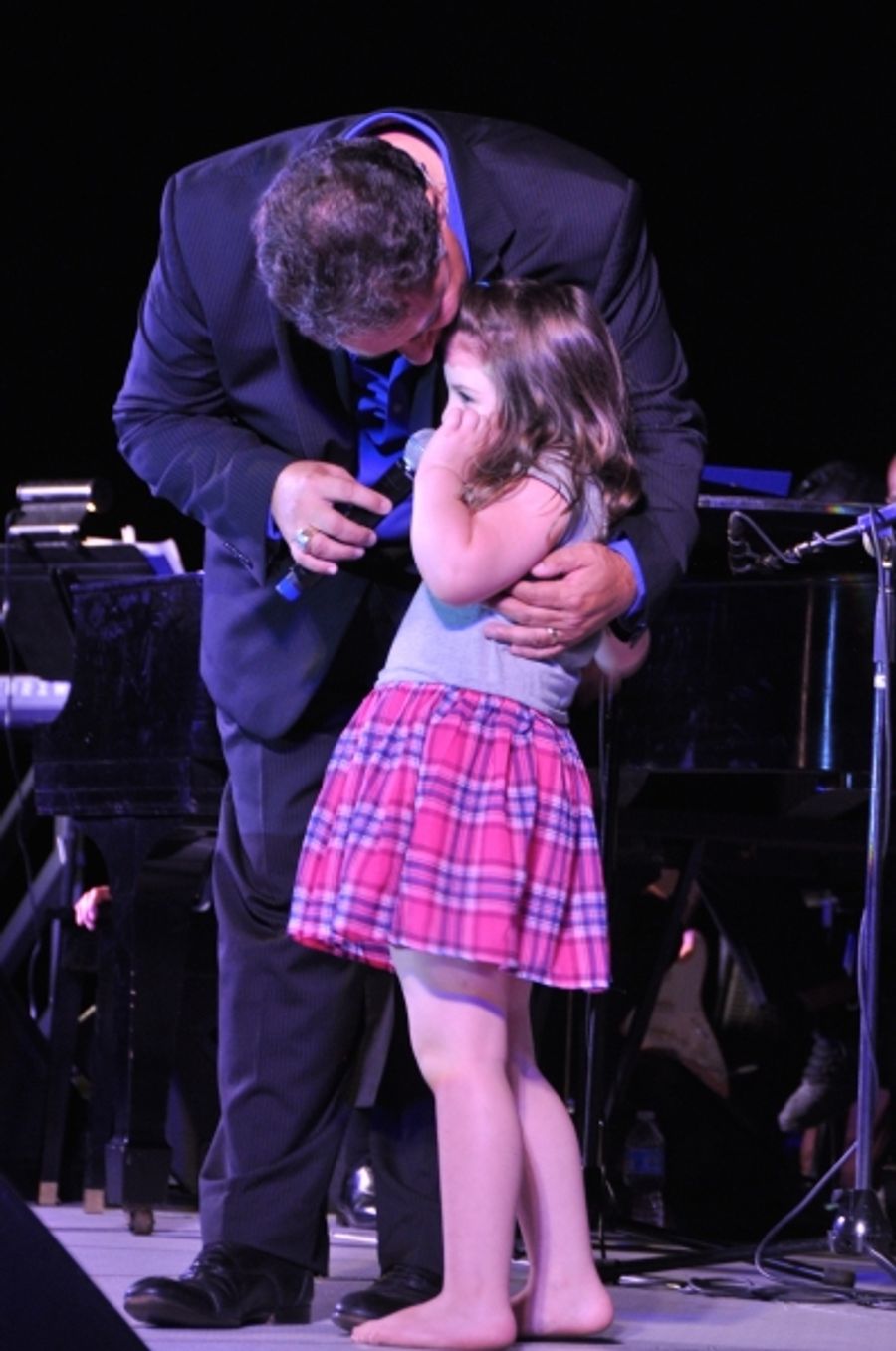 Photo Coverage: Andy Cooney, Daniel Rodriguez and Christopher Macchio Play Music Under The Stars Image