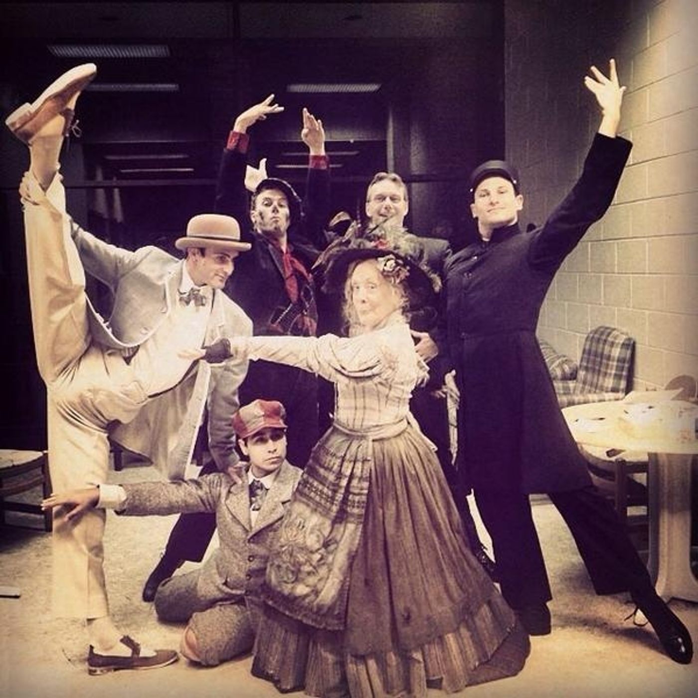 Photo Flash: Saturday Intermission Pics, Part 2 - 7/26 - National Tour of WICKED Says Farewell to Glinda, and More!  Image