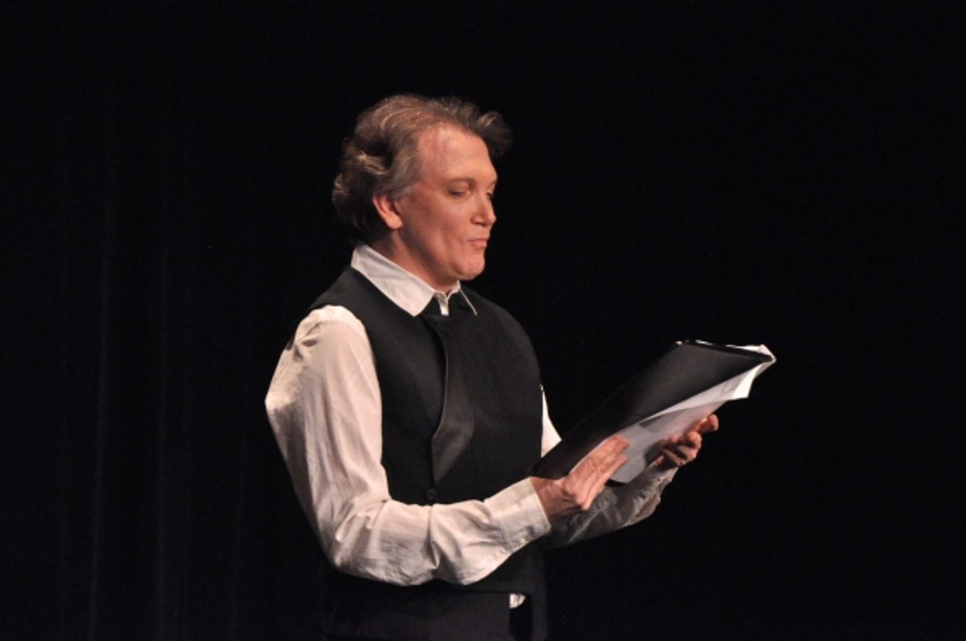 Photo Coverage: Patrick Page, Richard Easton, and More Featured in Gingold's SUPER SHAW  Image