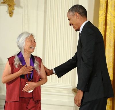 Maxine Hong Kingston and President Barack Obama Photo
